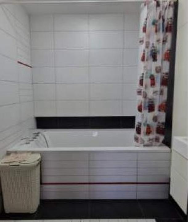 квартира, 3-кімн., Харьков, Павлово Поле