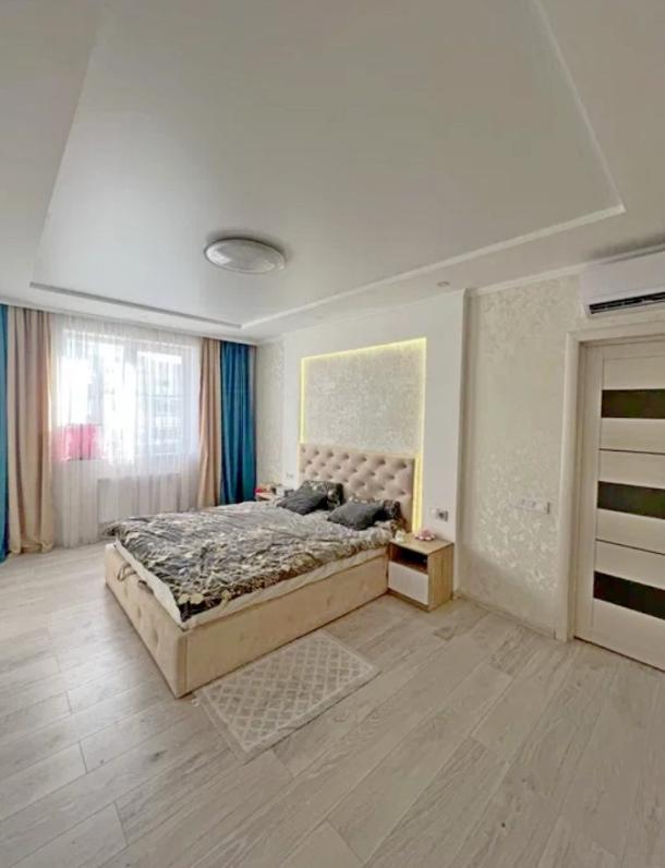 квартира, 2-кімн., Харьков, 625м/р, Драгоманова (Раковского)