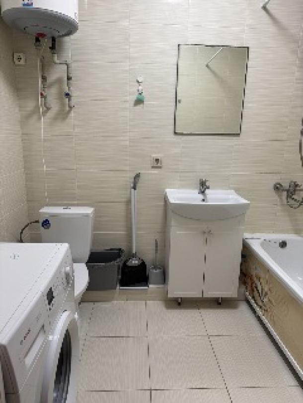 квартира, 1-кімн., Харьков, Алексеевка, Домостроительная