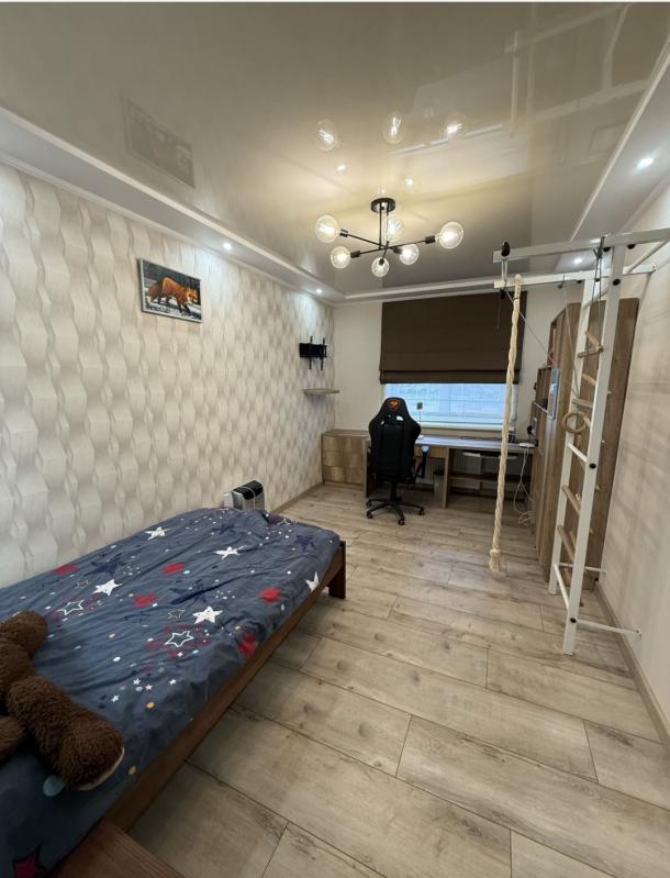 квартира, 3-кімн., Харьков, Новые Дома, Льва Ландау пр.