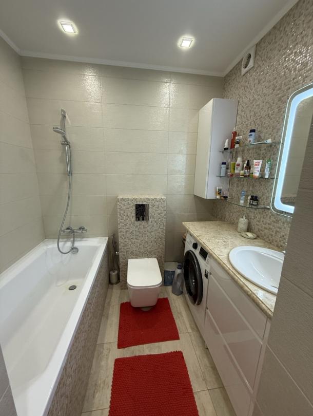 квартира, 3-кімн., Харьков, Новые Дома, Льва Ландау пр.