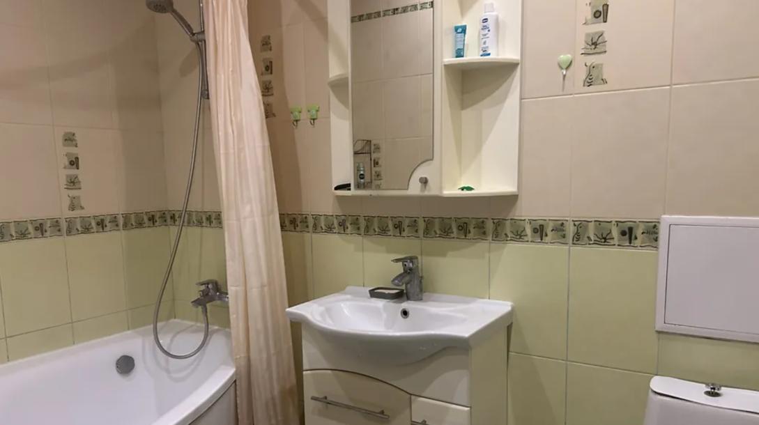 квартира, 3-кімн., Харьков, 608м/р, Академика Павлова