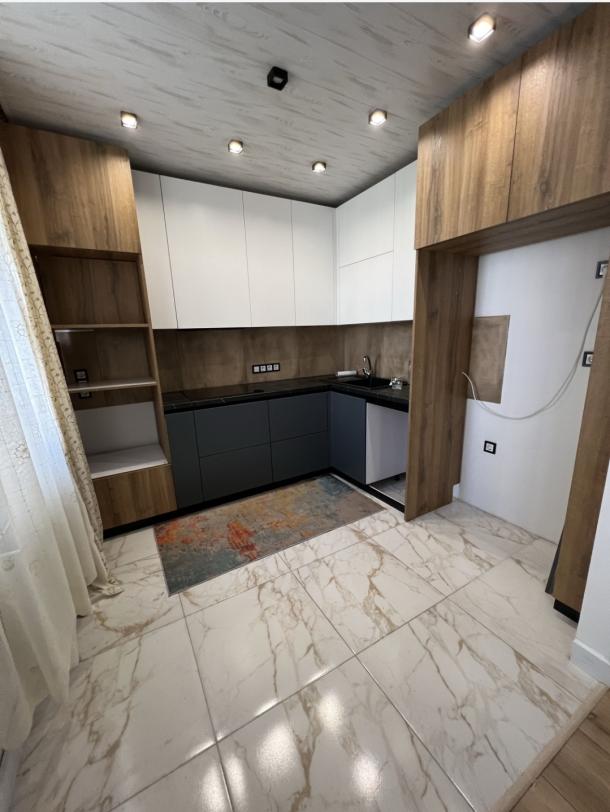 квартира, 3-кімн., Харьков, Новые Дома, Ньютона