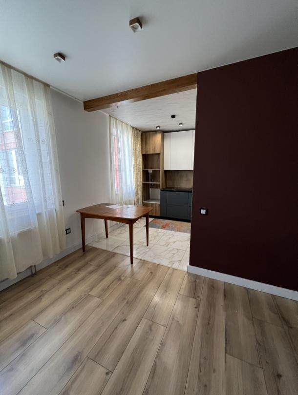 квартира, 3-кімн., Харьков, Новые Дома, Ньютона