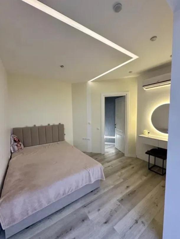 квартира, 3-кімн., Харьков, Павловка, Клочковская