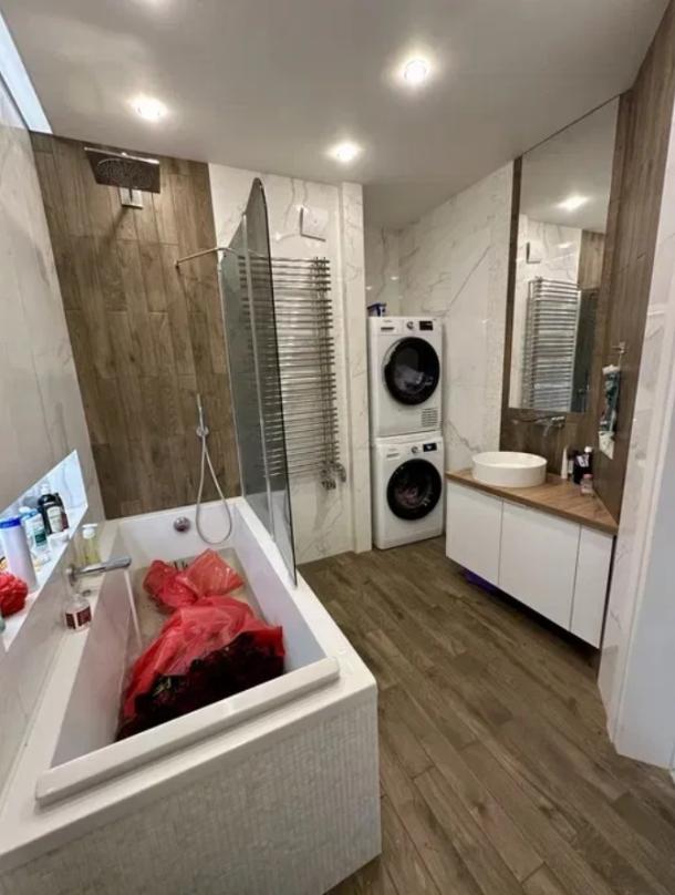 квартира, 3-кімн., Харьков, Павловка, Клочковская