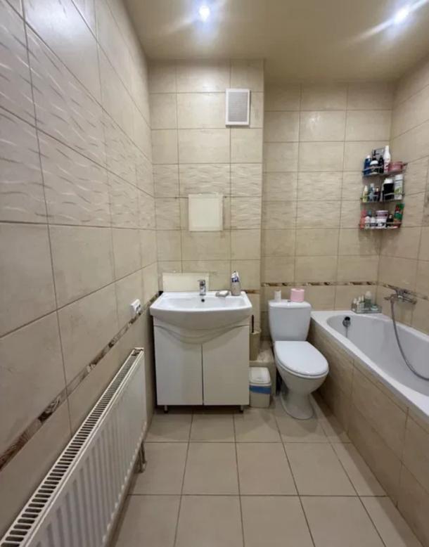 квартира, 1-кімн., Харьков, Старая Салтовка, Салтовское шоссе