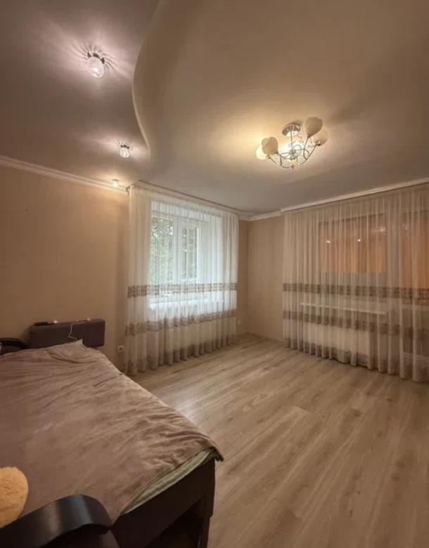 квартира, 1-кімн., Харьков, Старая Салтовка, Салтовское шоссе