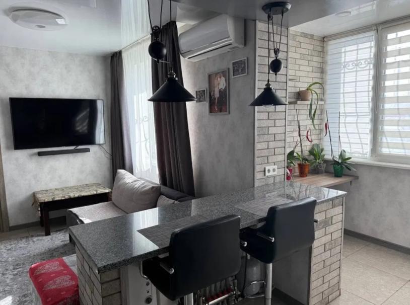 квартира, 2-кімн., Харьков, Новые Дома, Сергея Барсукова (Маршала Федоренка)